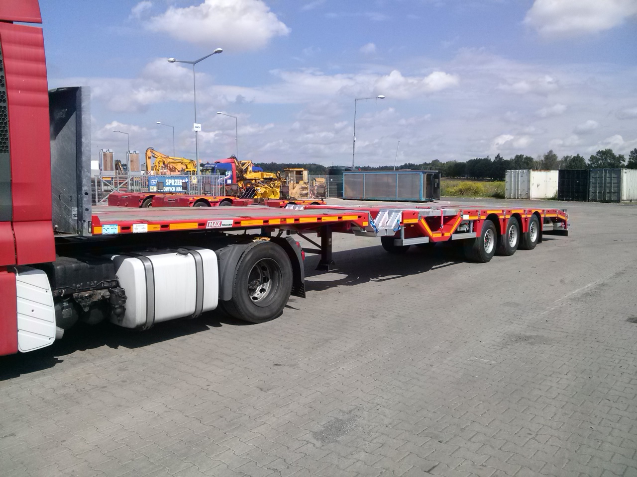 Naczepa platforma z zagłębieniami MAX Trailer typ MAX200-N-3A-13.50-RM-19.5-2.54